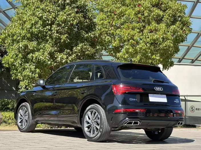 Audi Q5L 2023 Model 40T Luxury Dynamic Model – фото 5