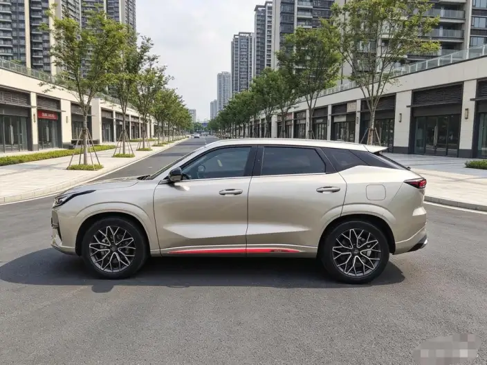 Changan Auchan Z6 2022 Model Blue whale 1.5T DCT Smart Edition Model