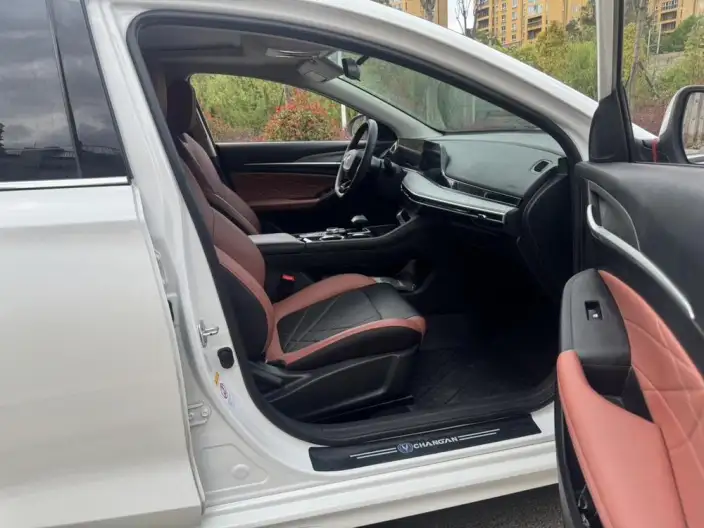 Changan Eado 2022 Model PLUS Blue whale NE 1.4T GDI DCT Flagship Model – фото 10