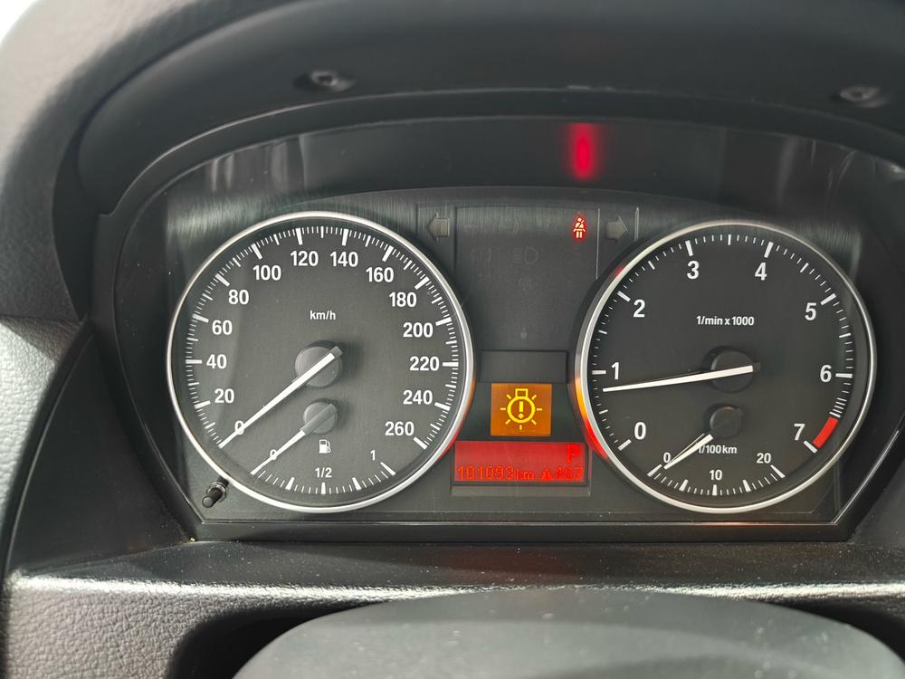 BMW X1 2015 sDrive18i Fashion Advanced – фото 11