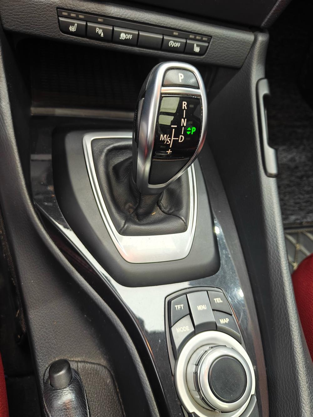 BMW X1 2015 sDrive18i Fashion Advanced – фото 12