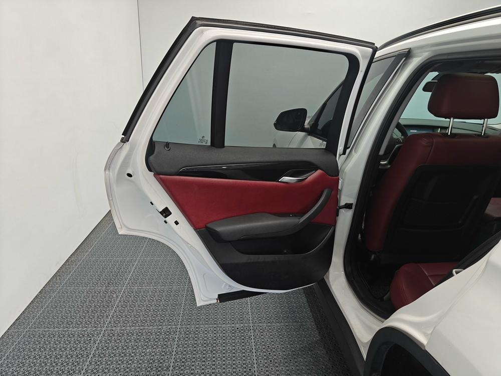 BMW X1 2015 sDrive18i Fashion Advanced – фото 18