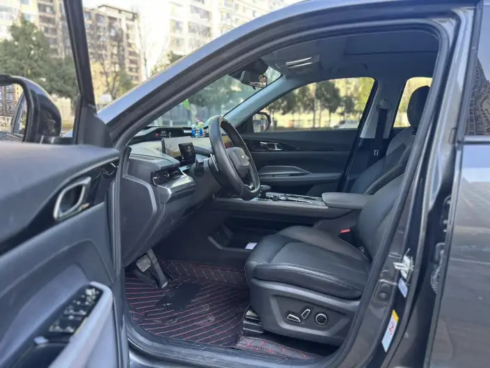 Changan Auchan Z6 2022 Model Blue whale 1.5T DCT Smart Edition Model – фото 9