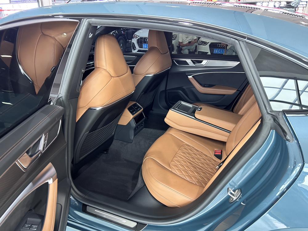 Audi A7 L 2022 55 TFSI quattro S-line edition one – фото 18