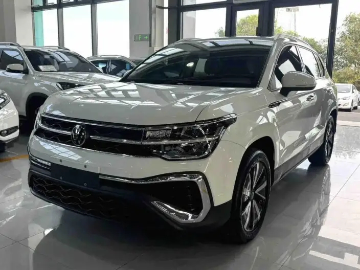 Volkswagen Tharu 2023 Model 300TSI 2WD Full Moon Edition – фото 1
