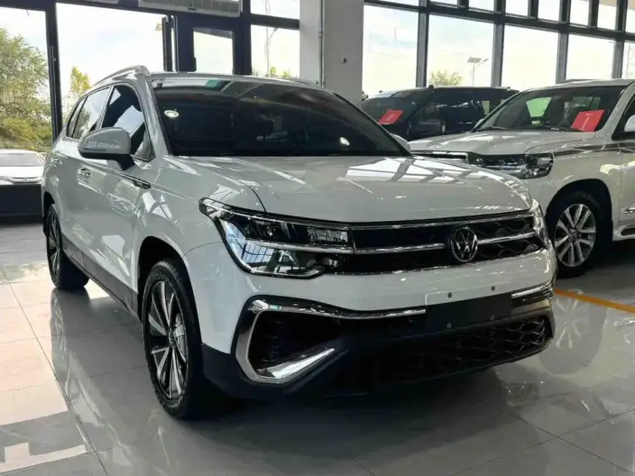 Volkswagen Tharu 2023 Model 300TSI 2WD Full Moon Edition – фото 3