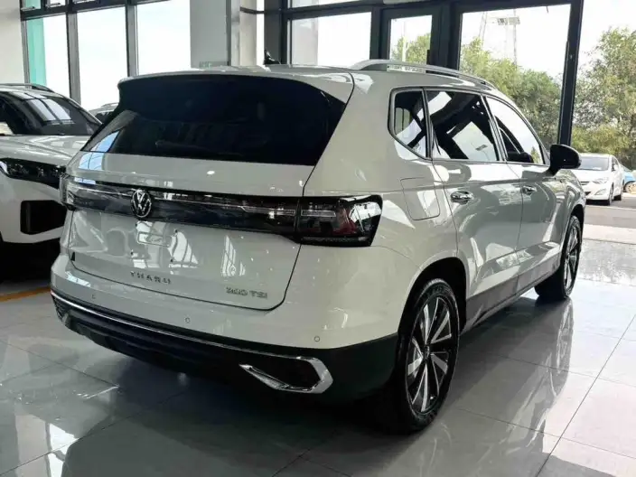 Volkswagen Tharu 2023 Model 300TSI 2WD Full Moon Edition – фото 6
