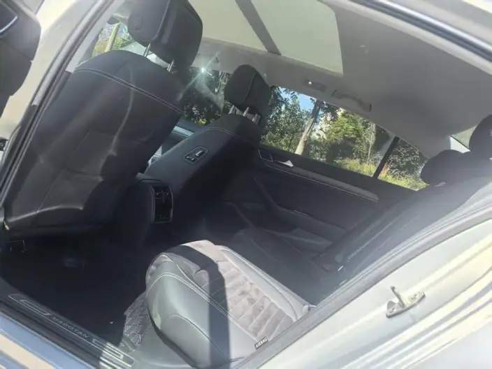 Volkswagen Magotan 2020 Model 330TSI DSG Luxury Model – фото 7