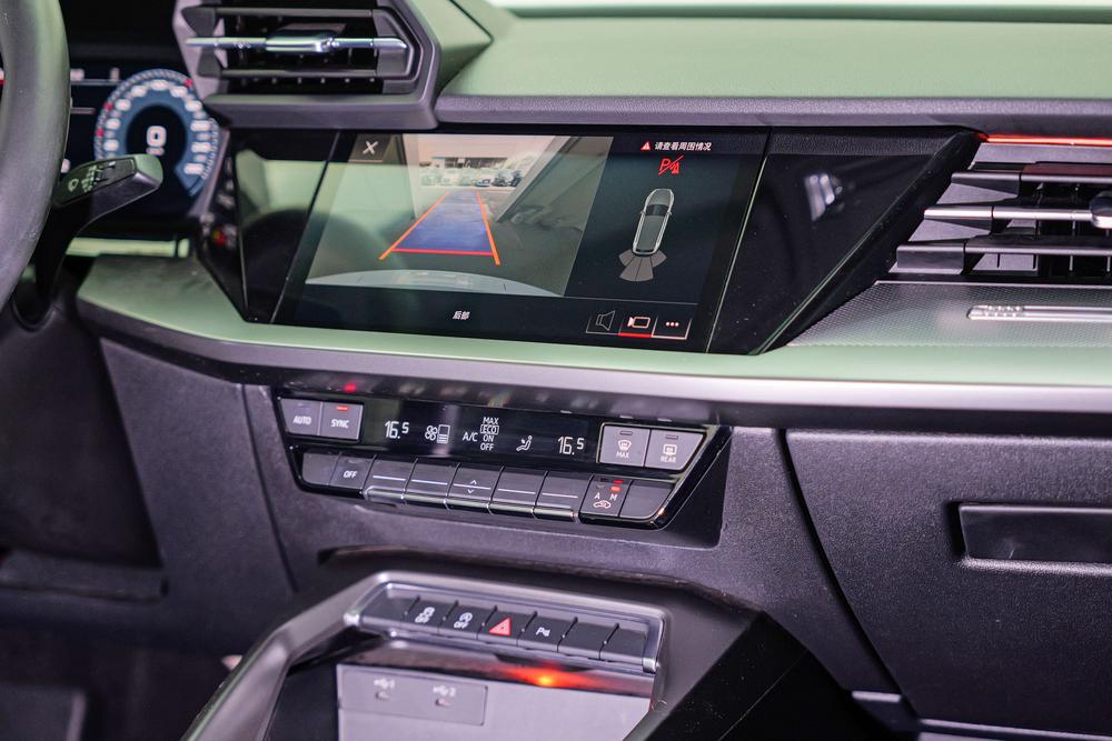 Audi A3 2022 Sportback 35 TFSI Stylish Sportback – фото 7