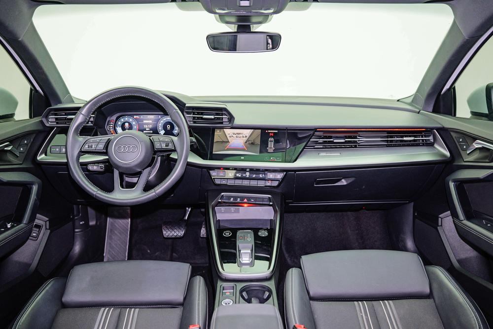 Audi A3 2022 Sportback 35 TFSI Stylish Sportback – фото 13