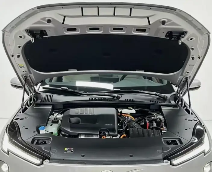 Volvo XC70 2026 Model 2WD Long Battery Life Pro – фото 8