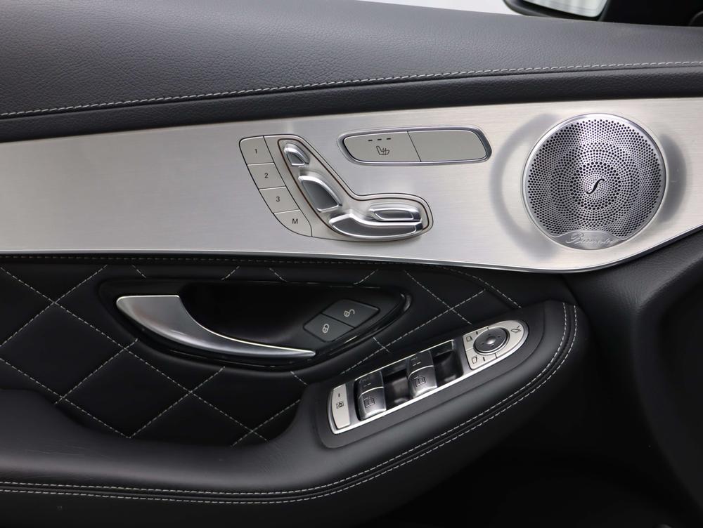 Mercedes-Benz GLC AMG Coupe Модель 2018 года AMG GLC 63 S 4MATIC+ Jiao Stonic Внедорожник – фото 14