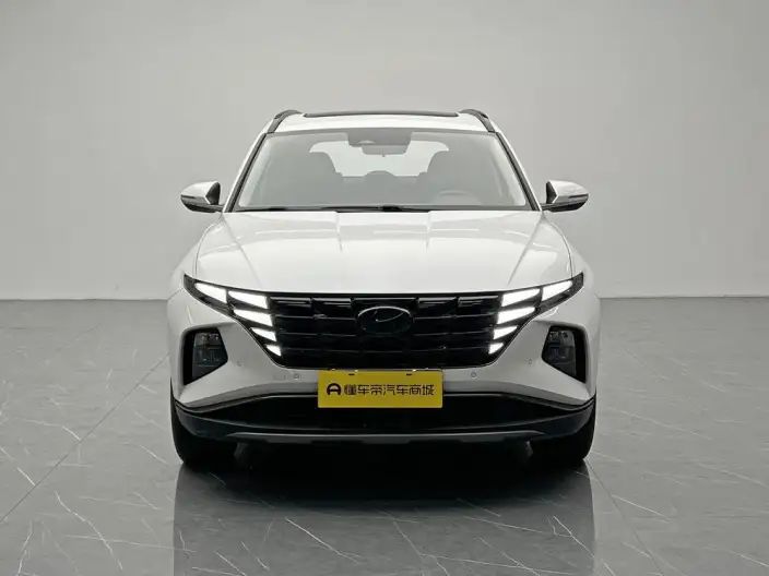 Hyundai Tucson 2022 Model Hyundai Tucson L 2.0L HEV GLT Hybrid · Smart Edition