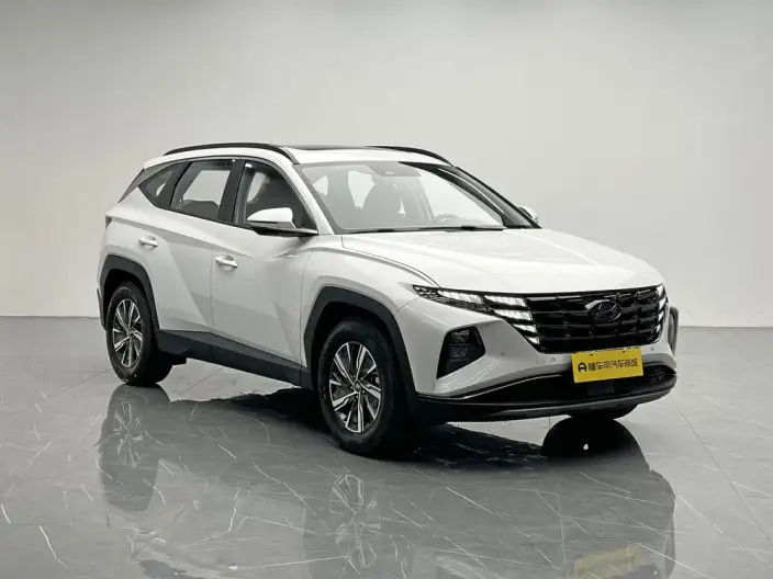 Hyundai Tucson 2022 Model Hyundai Tucson L 2.0L HEV GLT Hybrid · Smart Edition