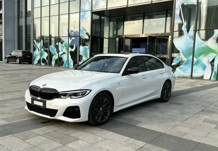BMW 3 Series 2022 Model 325Li M Sports Night Set – фото 1