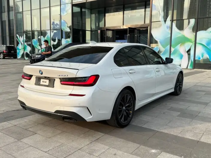 BMW 3 Series 2022 Model 325Li M Sports Night Set – фото 4
