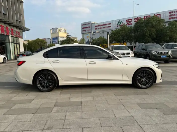 BMW 3 Series 2022 Model 325Li M Sports Night Set – фото 5