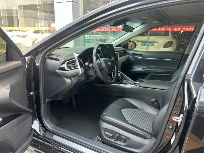 Toyota Camry 2023 Model 2.0S Knight Edition – фото 9