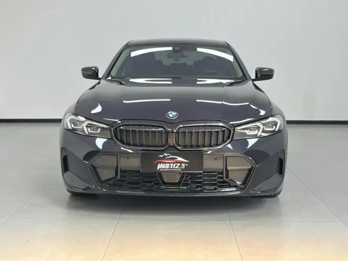 BMW 3 Series 2025 Model 330Li M Sports Night Set – фото 2