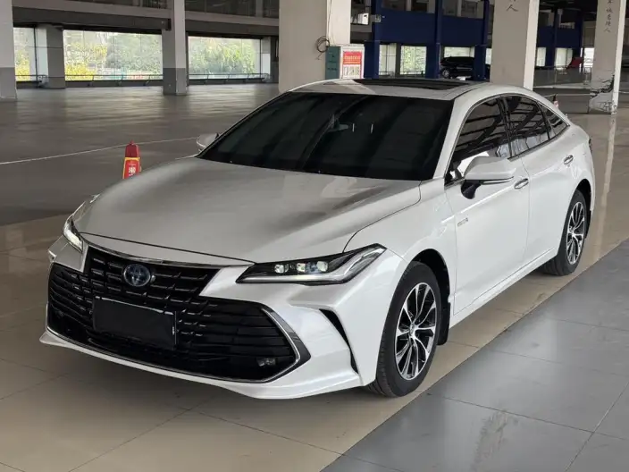 Toyota Avalon 2022 Model Hybrid 2.5L Deluxe Edition – фото 1