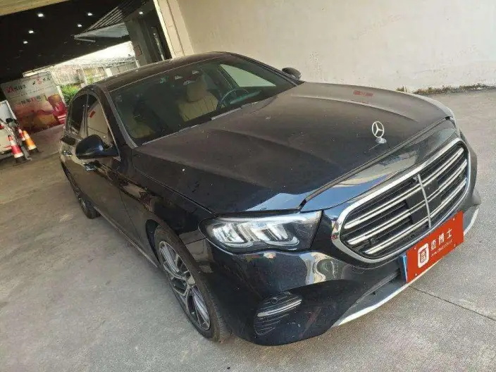 Mercedes-Benz E-Class 2024 Model E 300 L Fashion Model sedan – фото 2