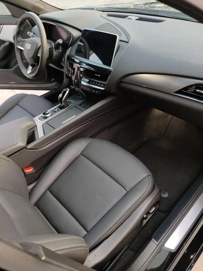Cadillac CT5 2023 Model 28T Luxury Model Standard Edition – фото 7