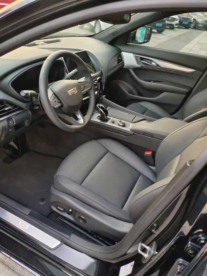 Cadillac CT5 2023 Model 28T Luxury Model Standard Edition – фото 9