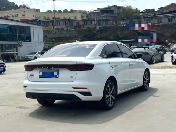 Geely Emgrand 2022 Model No. 4 Gen 1.5L CVT Flagship Model – фото 6