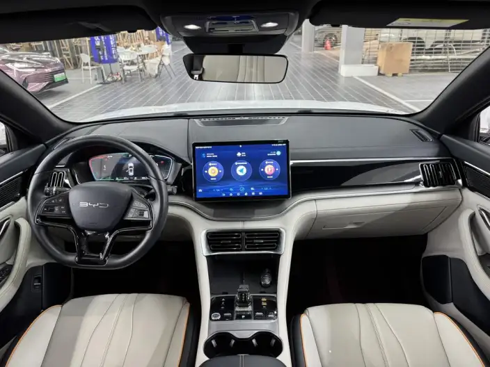 BYD Song PLUS DM 2023 Model DM-i Champion Edition 110KM Flagship Model – фото 6