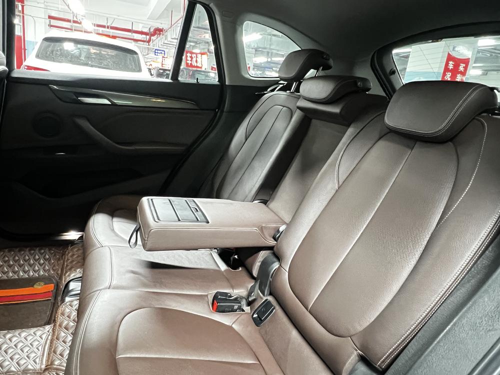 BMW X1 2018 sDrive18Li Premium – фото 15