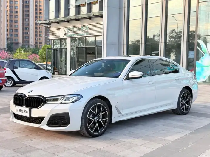 BMW 5 Series 2023 Model Facelift 530Li Exclusive Model M Sports Set – фото 1