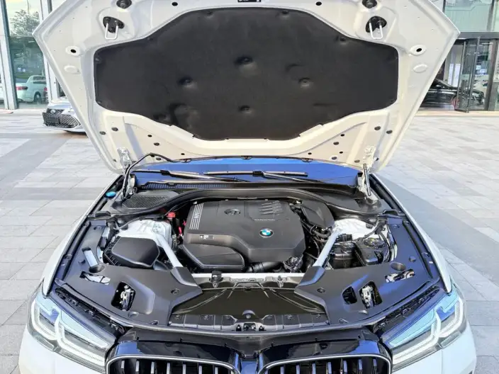 BMW 5 Series 2023 Model Facelift 530Li Exclusive Model M Sports Set – фото 8