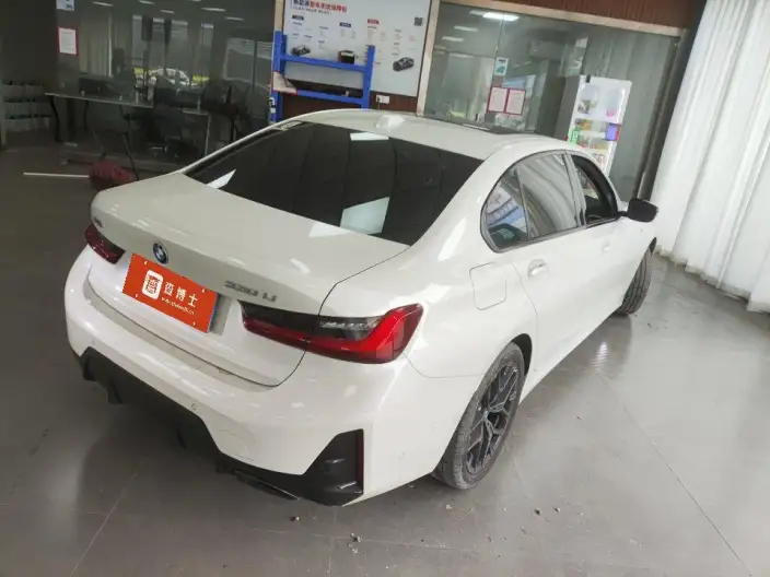 BMW 3 Series 2025 Model 330Li M Sports Night Set – фото 4