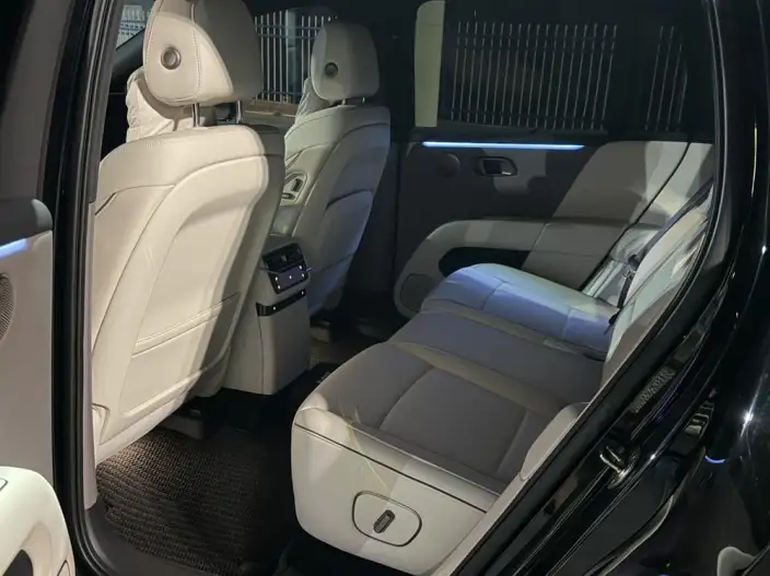 Li Auto i6 2025 Model 4WD Standard Edition – фото 9
