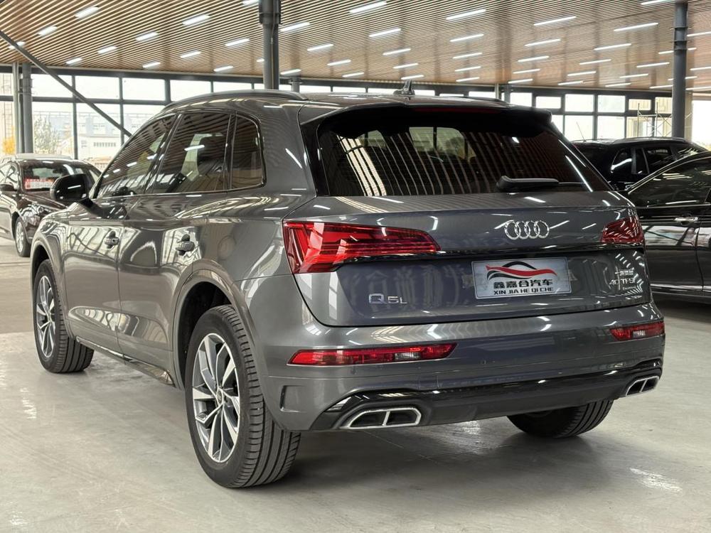 Audi Q5L 2024 40 TFSI Luxury Dynamic – фото 5