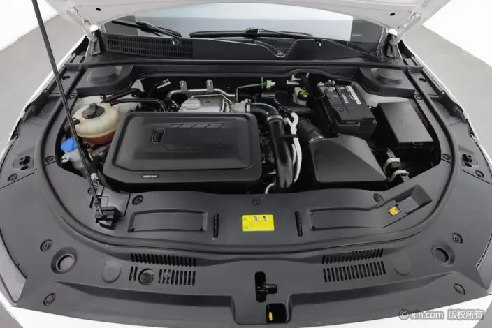 BESTUNE B70 2023 Model Third generation 1.5T Automatic Changxiang Edition Model – фото 5
