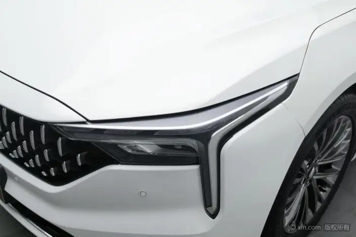 BESTUNE B70 2023 Model Third generation 1.5T Automatic Changxiang Edition Model – фото 7