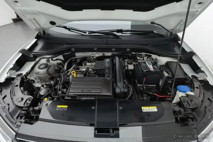 Volkswagen T-Roc 2022 Model 280TSI DSG 2WD Elite PLUS – фото 5