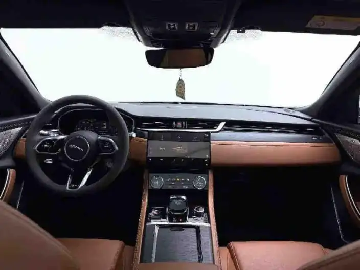 Jaguar XFL 2021 Model 2.0T P250 2WD Elite Sports Edition – фото 5