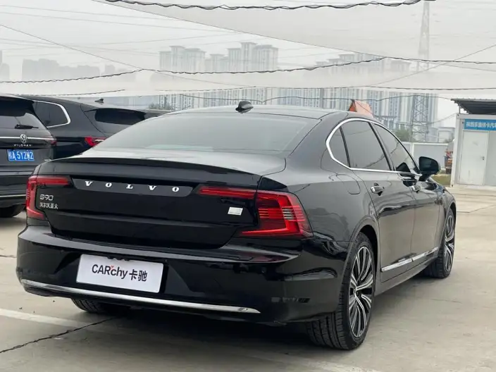 Volvo S90 PHEV 2022 Model Facelift T8 E Drive Hybrid Smart Elegance Deluxe Edition – фото 6