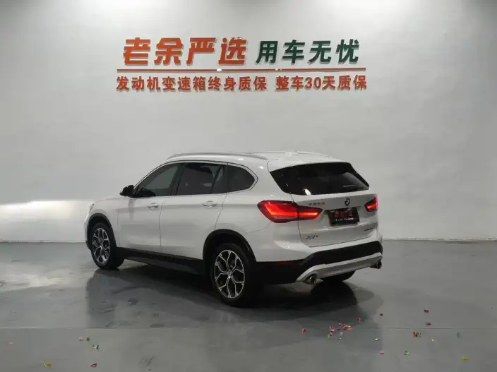 BMW X1 2022 Model sDrive25Li Leading Model – фото 4