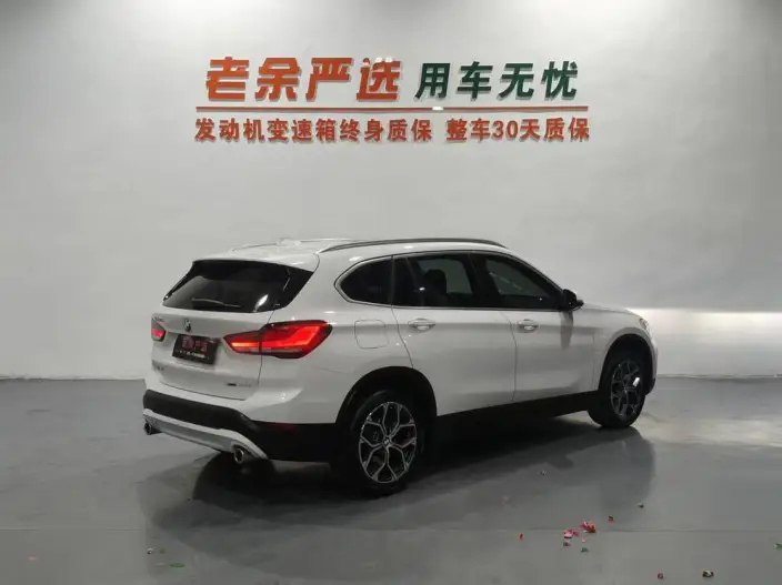 BMW X1 2022 Model sDrive25Li Leading Model – фото 6