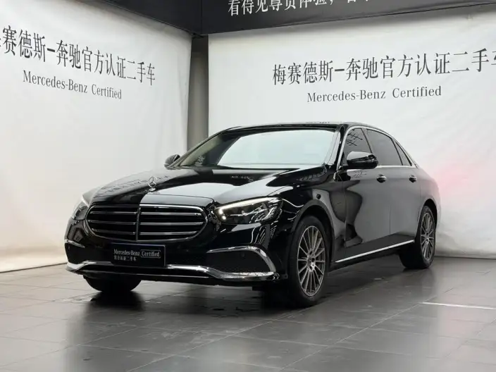 Mercedes-Benz E-Class 2023 Model E 260 L sedan – фото 1