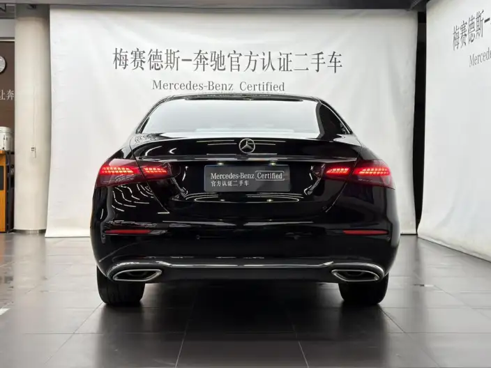 Mercedes-Benz E-Class 2023 Model E 260 L sedan – фото 4