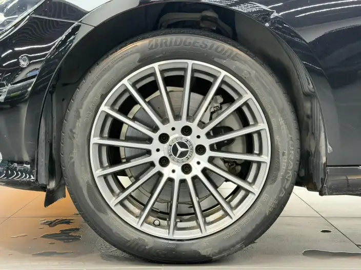 Mercedes-Benz E-Class 2023 Model E 260 L sedan – фото 6