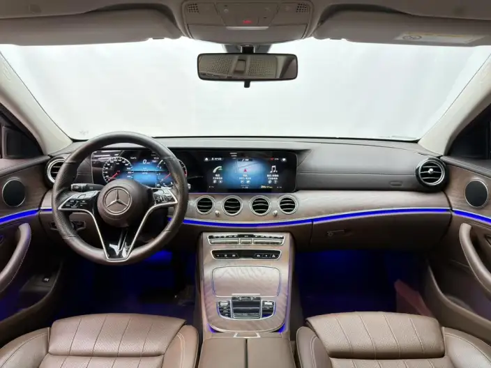 Mercedes-Benz E-Class 2023 Model E 260 L sedan – фото 10