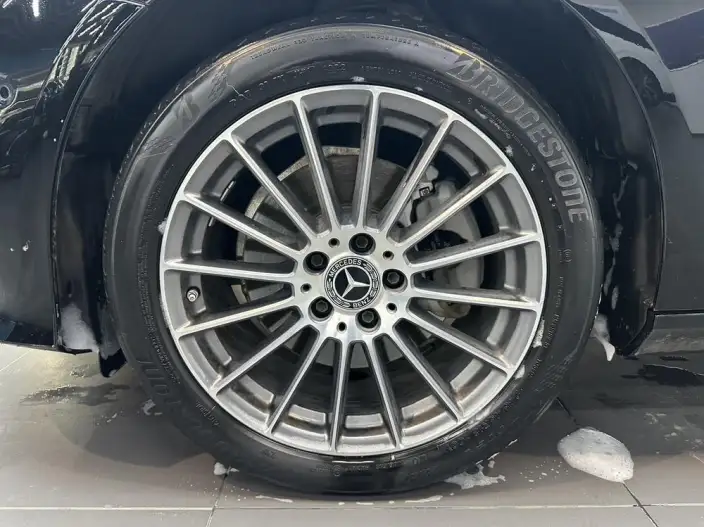 Mercedes-Benz E-Class 2023 Model E 260 L sedan – фото 7