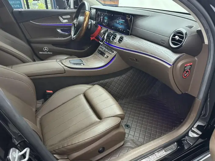 Mercedes-Benz E-Class 2023 Model E 260 L sedan – фото 9