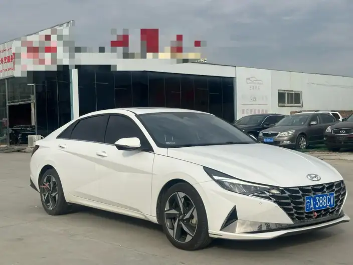 Hyundai Ioniq 2022 Model 1.5L CVT LUX Premium Edition – фото 3