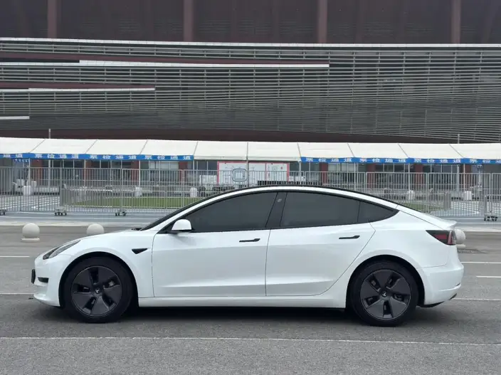 Model 3 2022 Model Rear-wheel drive version – фото 4